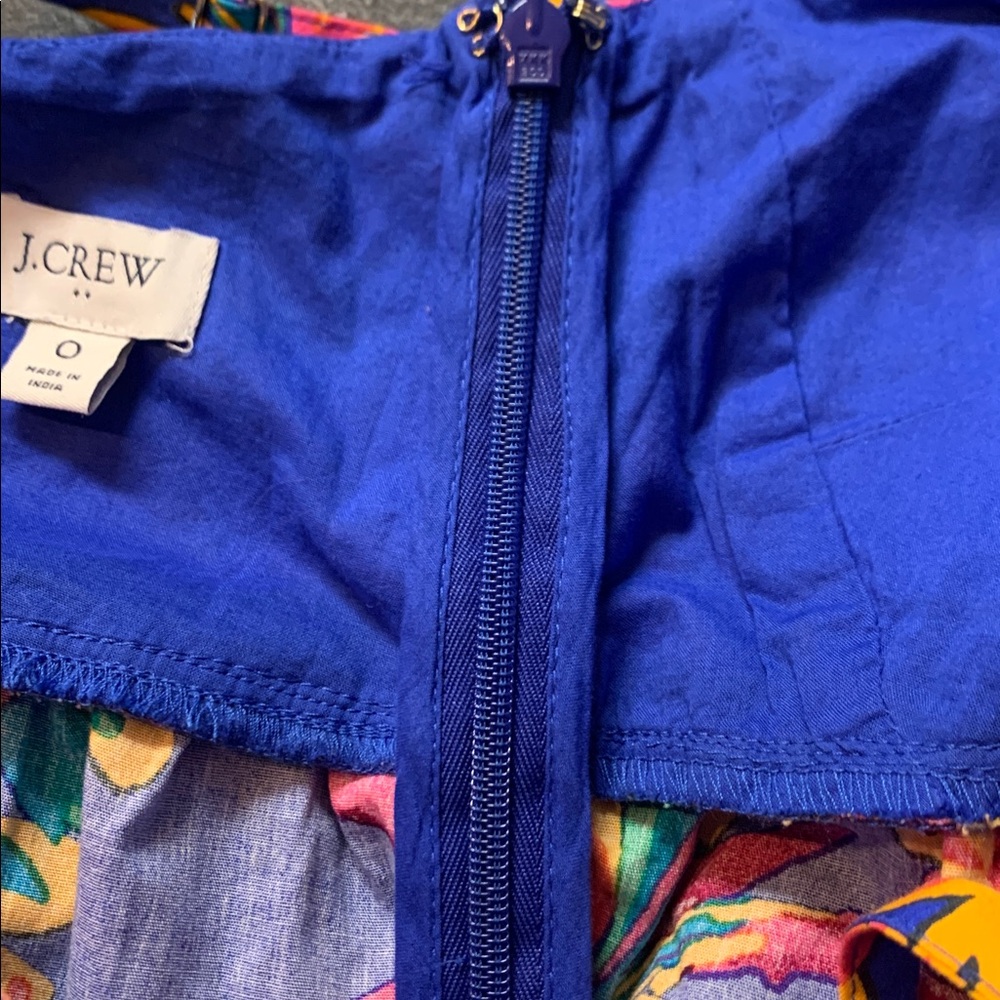 J. Crew Women’s Floral Camisole NWOT- Blue and Multicolor Tie Back top. - Picture 6 of 7